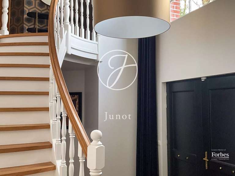 Maison Mouvaux - 4 chambres - 262m²