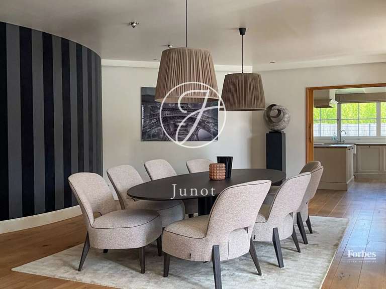 Maison Mouvaux - 4 chambres - 262m²