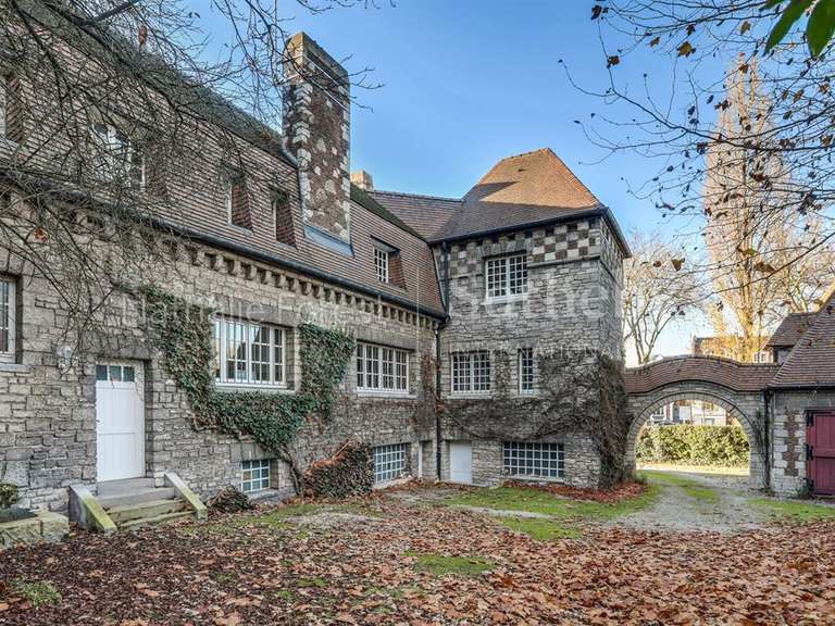 Propriété Mouvaux - 11 chambres - 633m²