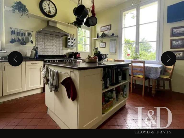 Maison Mouy - 10 chambres - 420m²