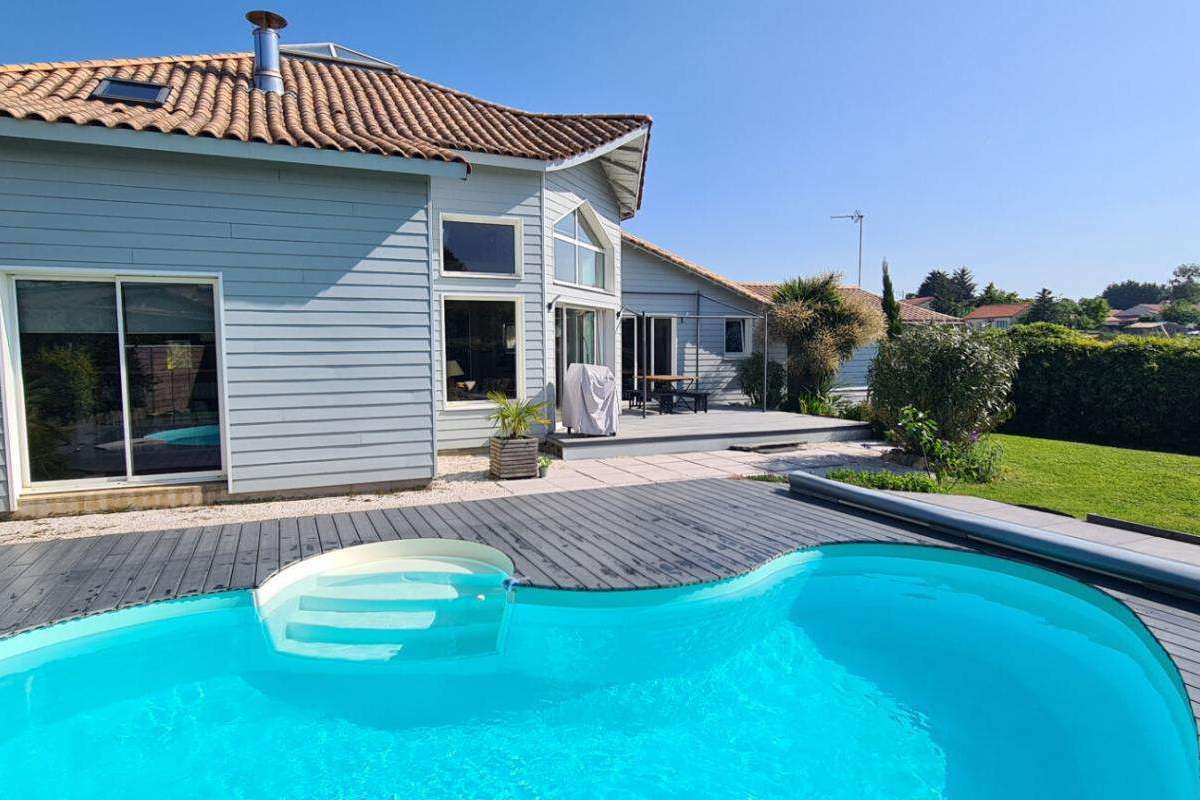 Maison Mouzillon