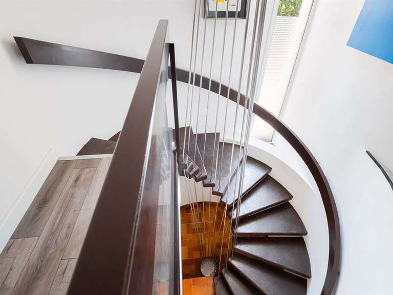 Maison Mudaison - 6 chambres - 343m²