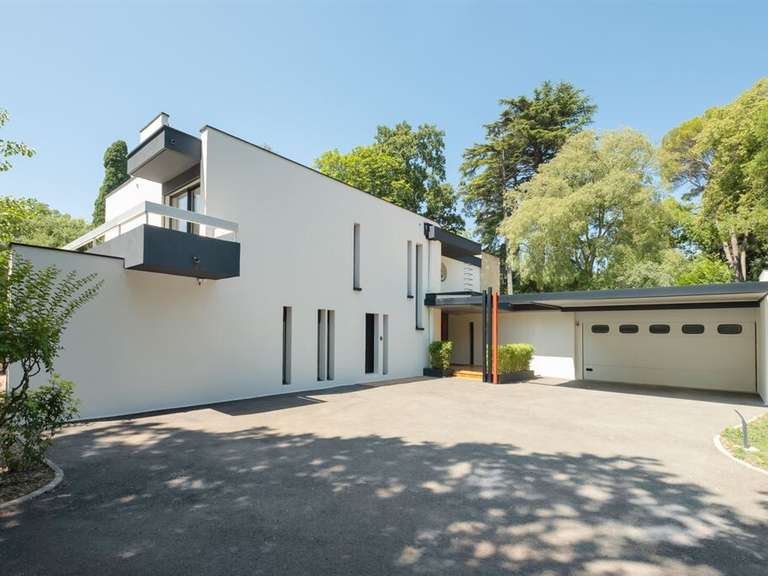 Maison Mudaison - 6 chambres - 343m²