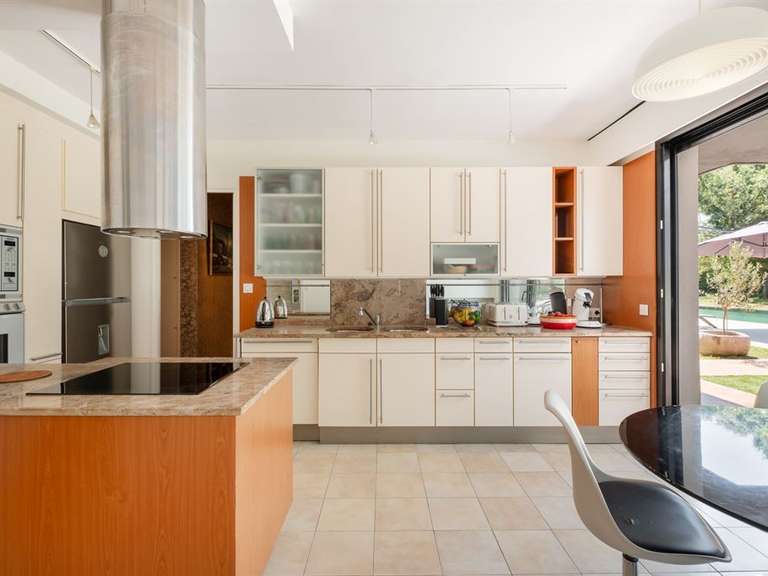 Maison Mudaison - 6 chambres - 343m²