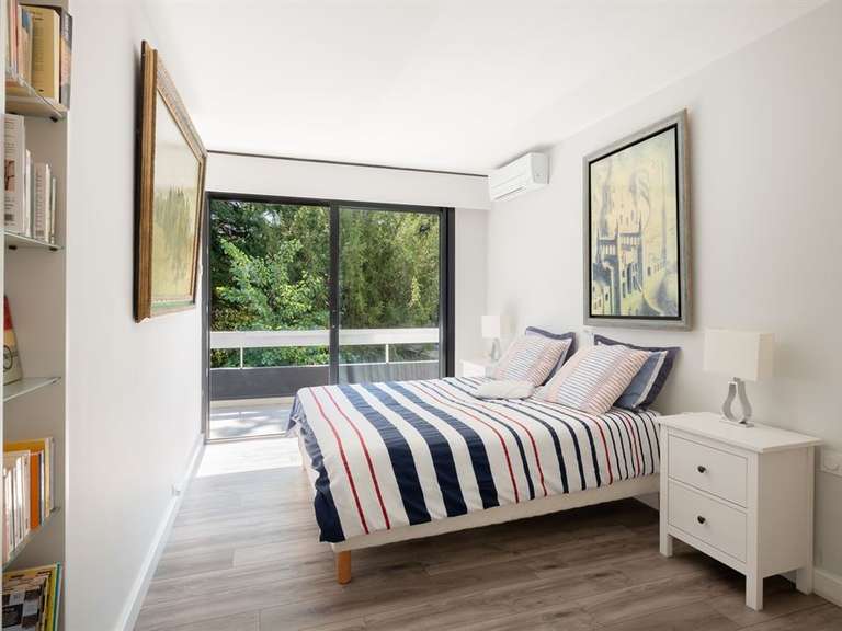 Maison Mudaison - 6 chambres - 343m²