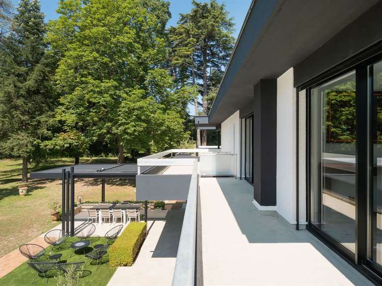 Maison Mudaison - 6 chambres - 343m²