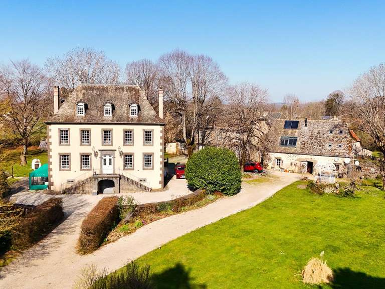 Manoir Mur-de-Barrez - 9 chambres - 423m²