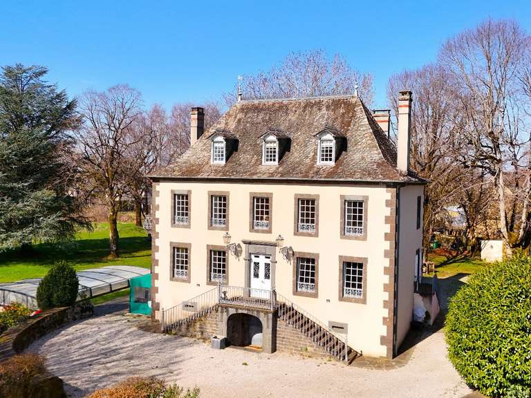 Manoir Mur-de-Barrez - 9 chambres - 423m²