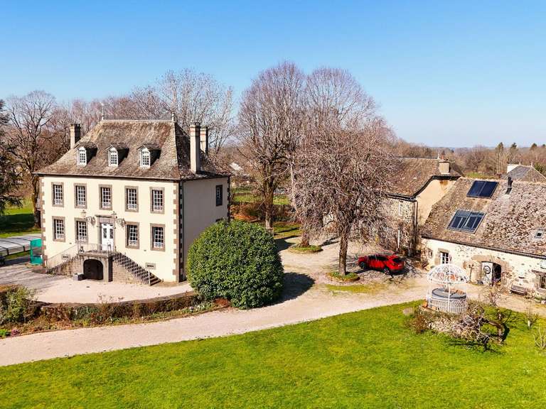 Manoir Mur-de-Barrez - 9 chambres - 423m²