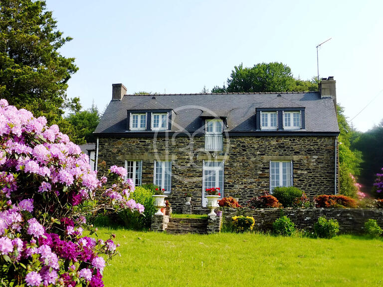 Vente Propriété Mur-de-Bretagne - 7 chambres