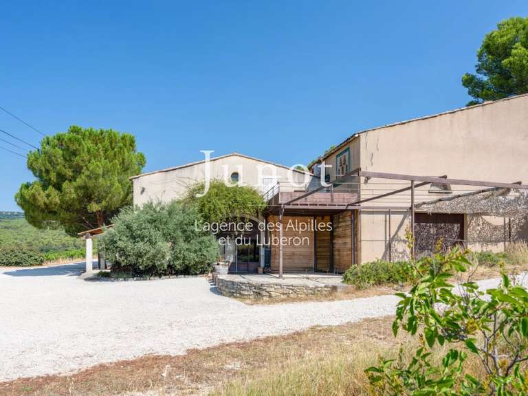 Domaine viticole Murs - 10 chambres - 73000m²