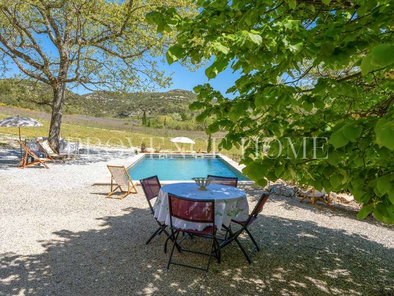 Maison Murs - 7 chambres - 200m²