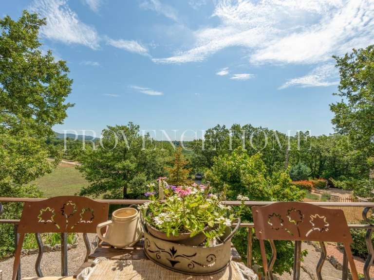 Maison Murs - 7 chambres - 200m²