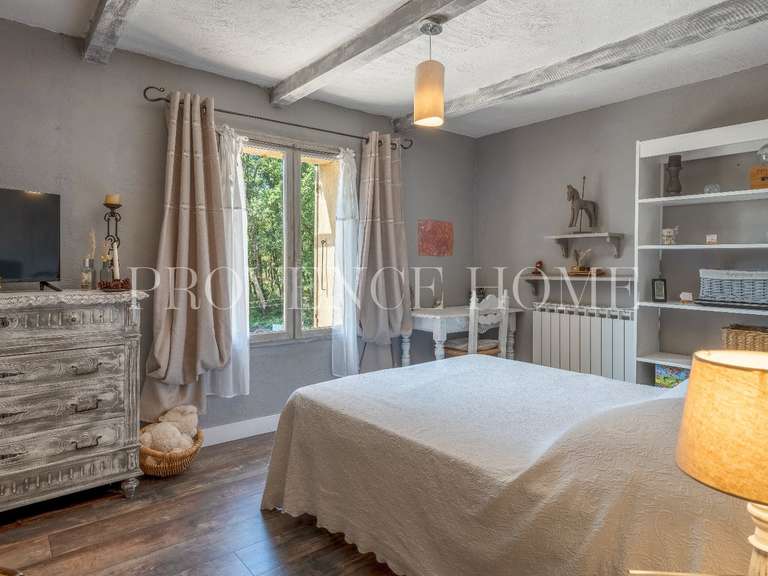 Maison Murs - 7 chambres - 200m²