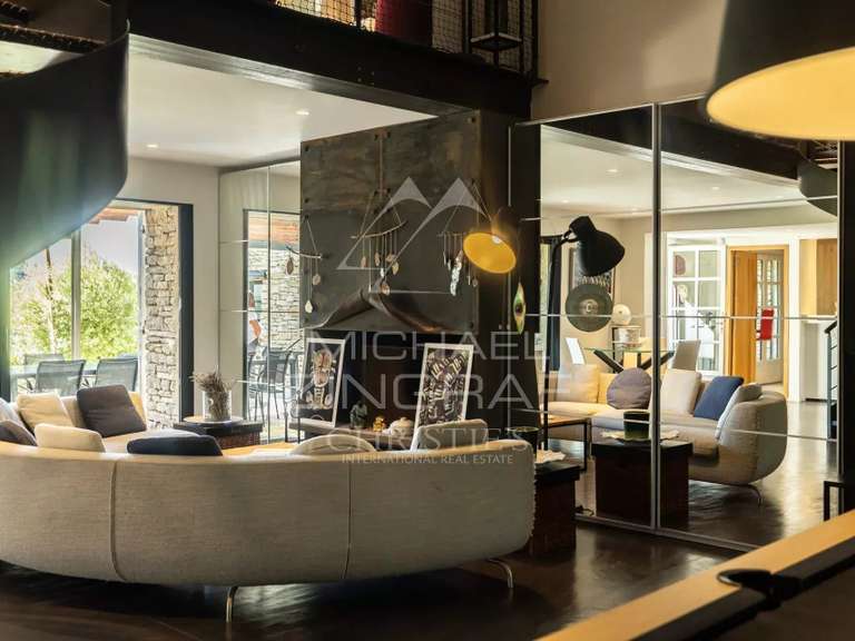 Maison Murs - 7 chambres - 317m²