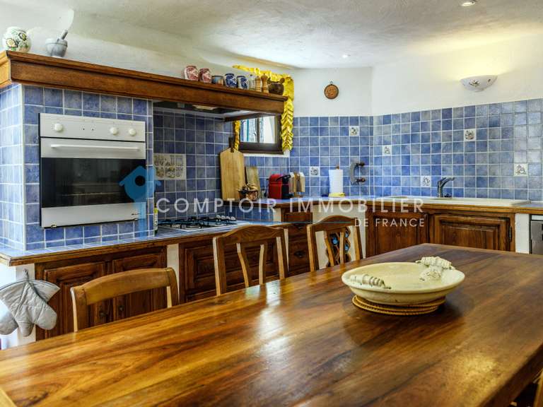 Maison Murs - 4 chambres - 177m²