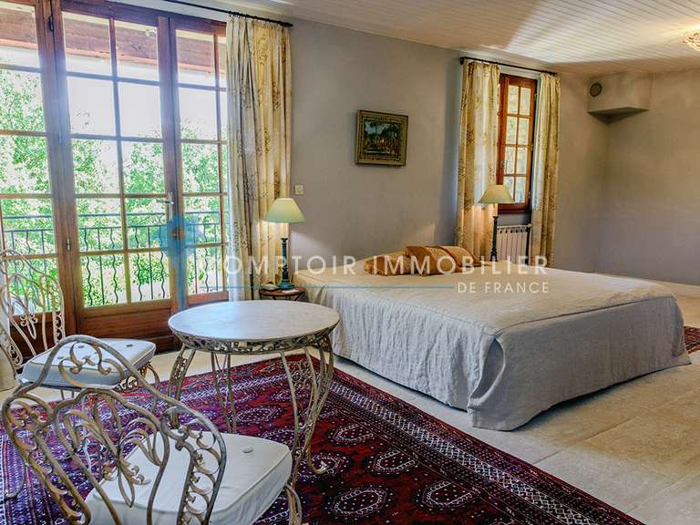 Maison Murs - 4 chambres - 177m²