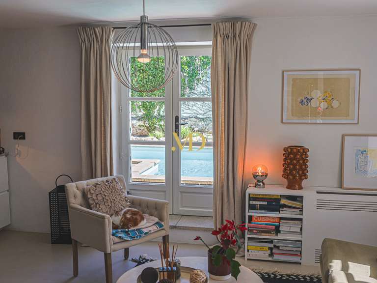 Maison Murs - 3 chambres - 180m²