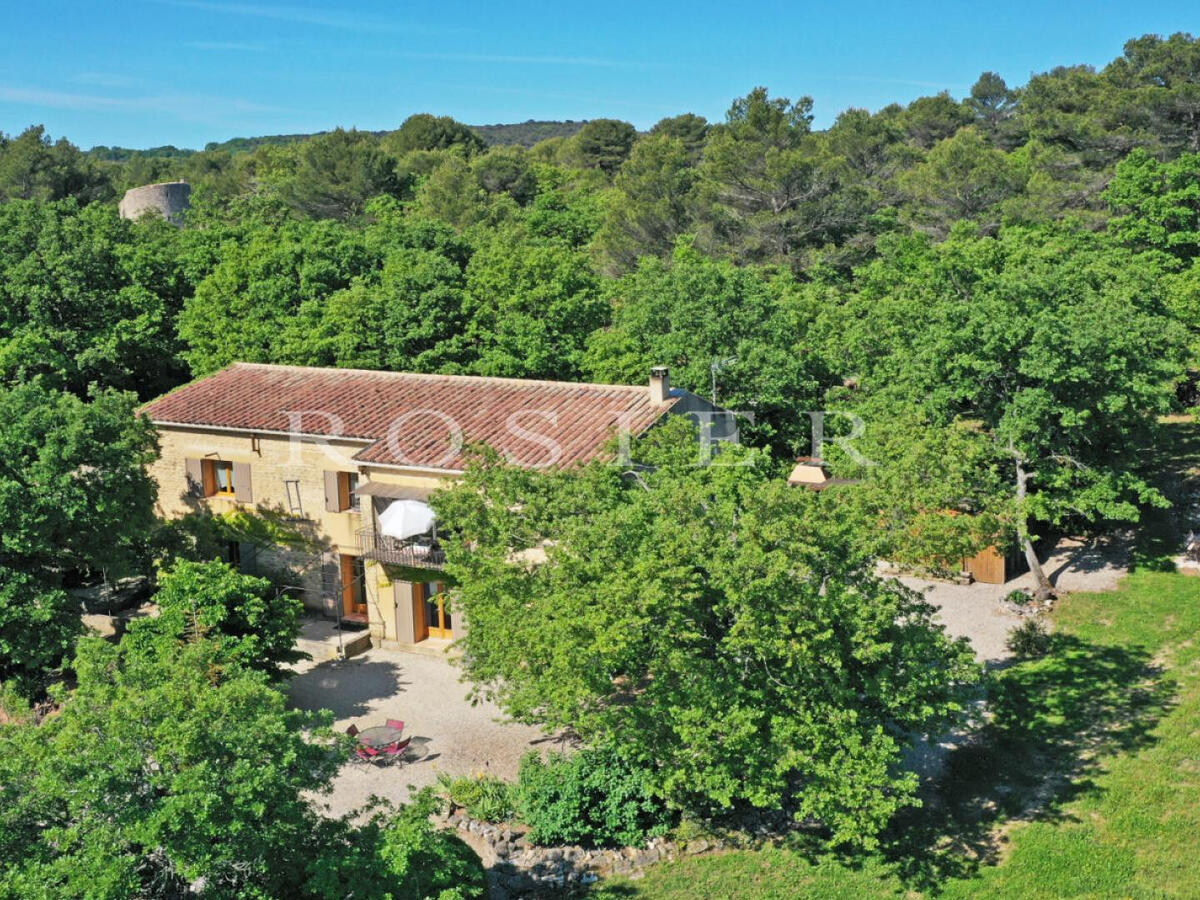 Villa Murs