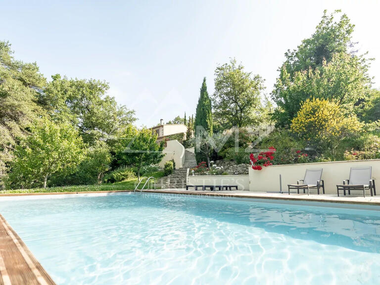 Villa Murs - 7 chambres - 272m²