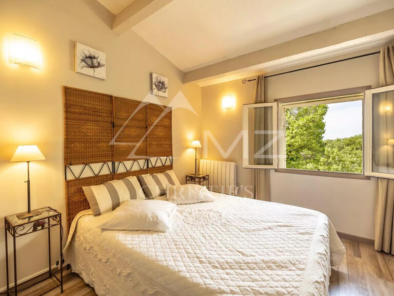 Villa Murs - 7 chambres - 272m²