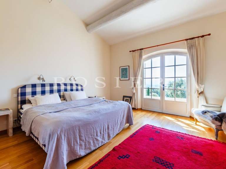 Villa Murs - 4 chambres - 248m²