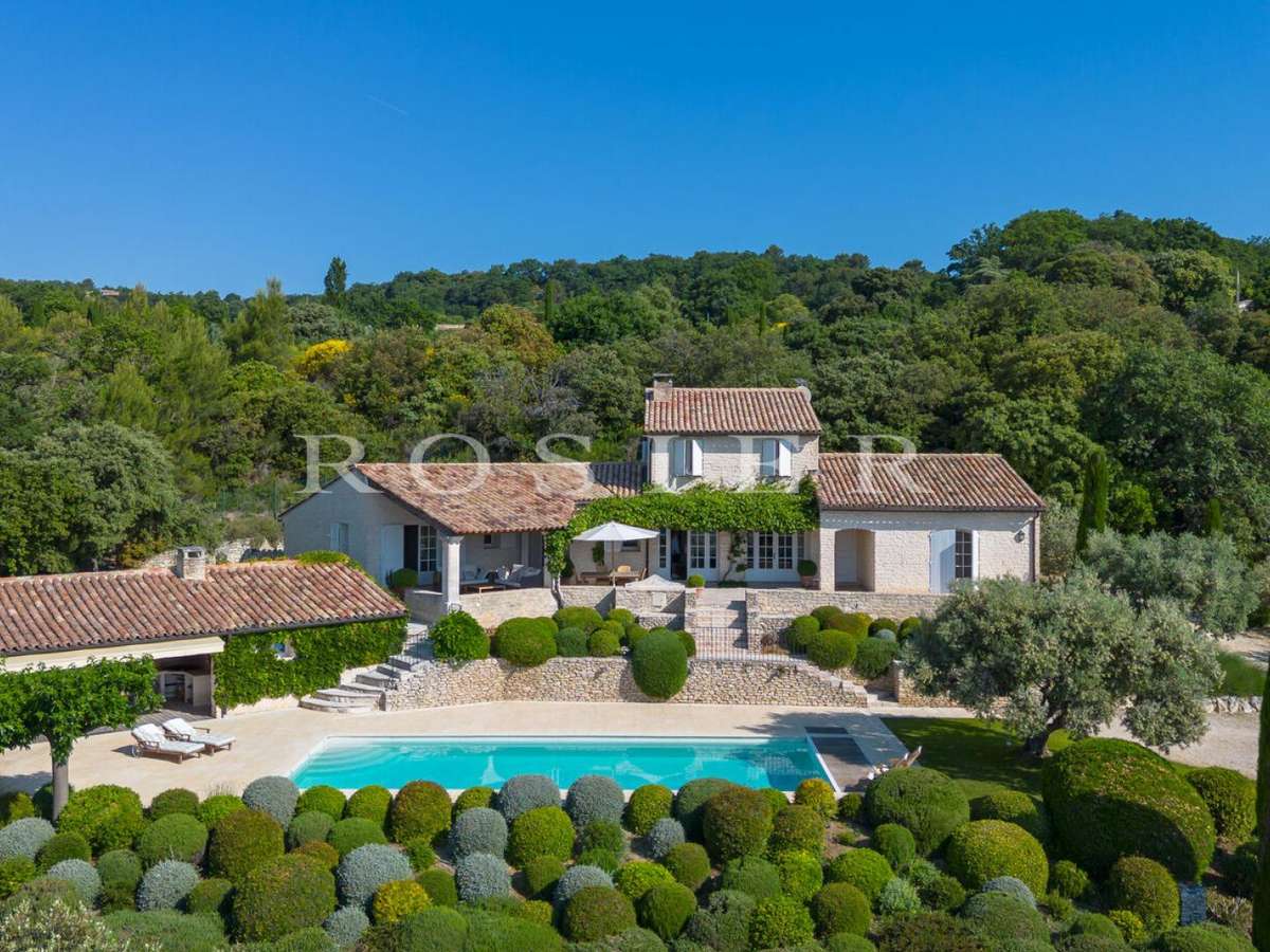 Villa Murs