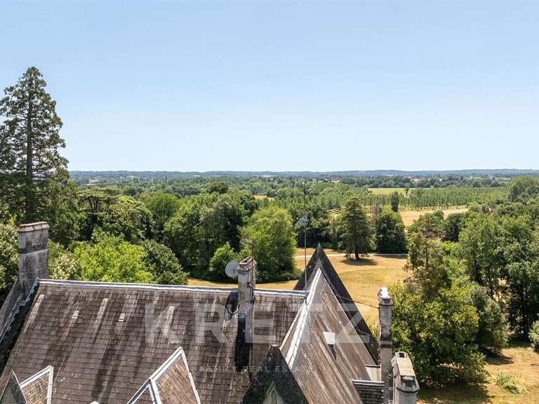Château Mussidan - 9 chambres - 900m²