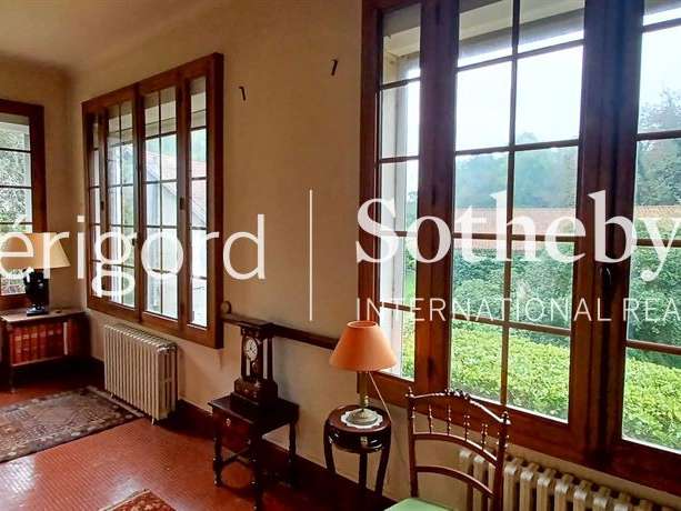 House Mussidan - 8 bedrooms - 455m²