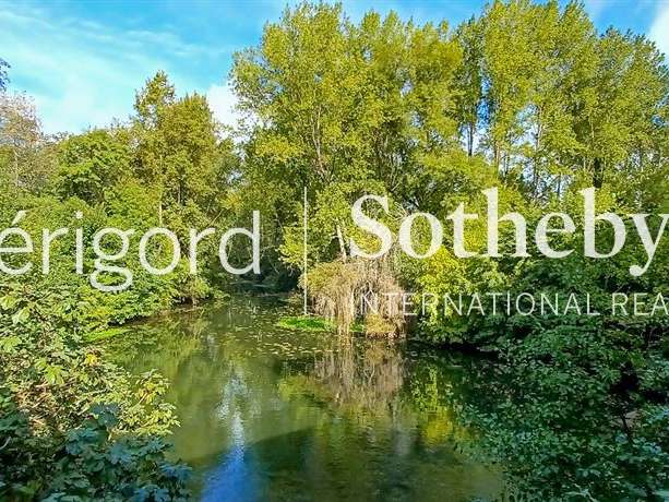 House Mussidan - 8 bedrooms - 455m²