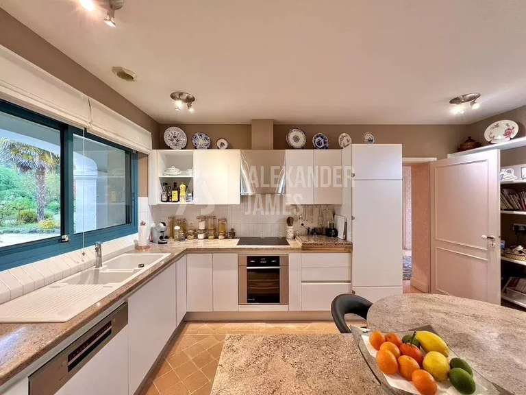 Propriété Mussidan - 3 chambres - 347m²