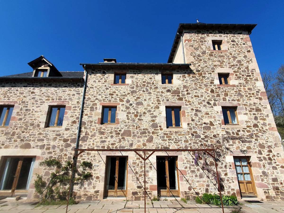 House Najac