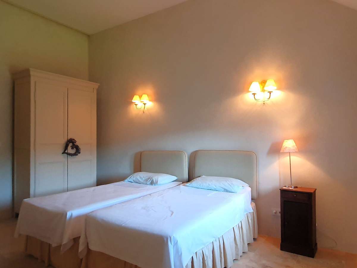 House Najac