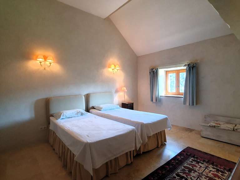 Propriété Najac - 4 chambres - 287m²