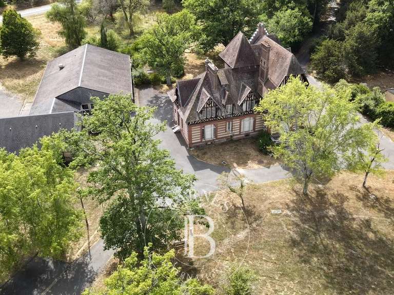 Propriété Nançay - 1130m²