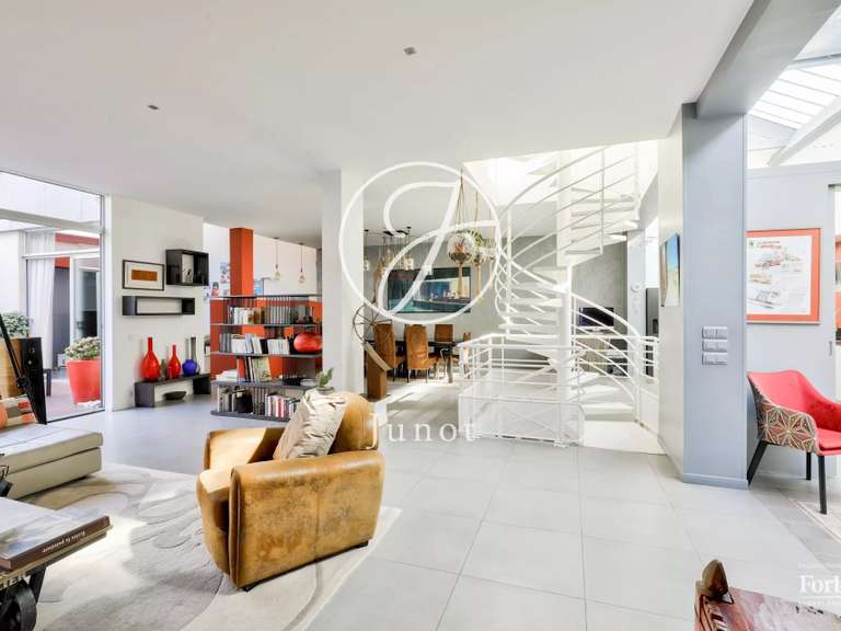 Maison Nanterre - 5 chambres - 337m²