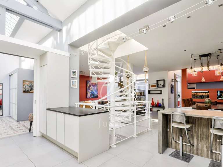 Maison Nanterre - 5 chambres - 337m²