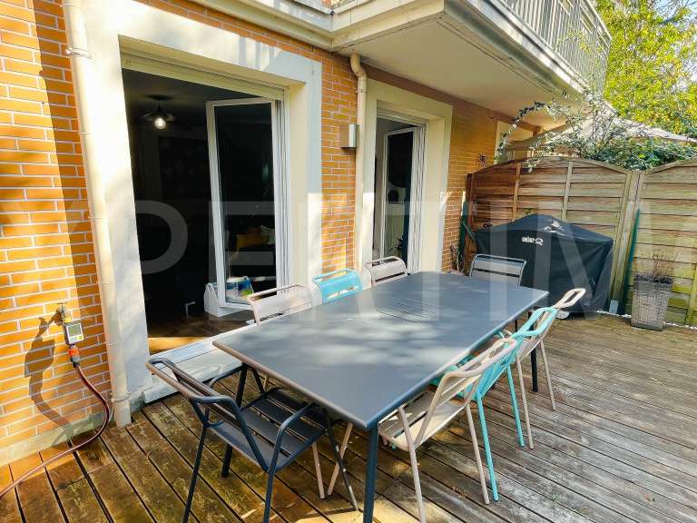 Maison Nanterre - 4 chambres - 123m²