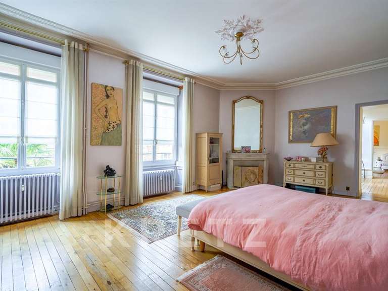Appartement Nantes - 4 chambres - 307m²