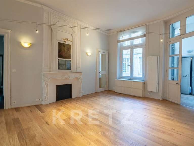 Apartment Nantes - 4 bedrooms - 198m²