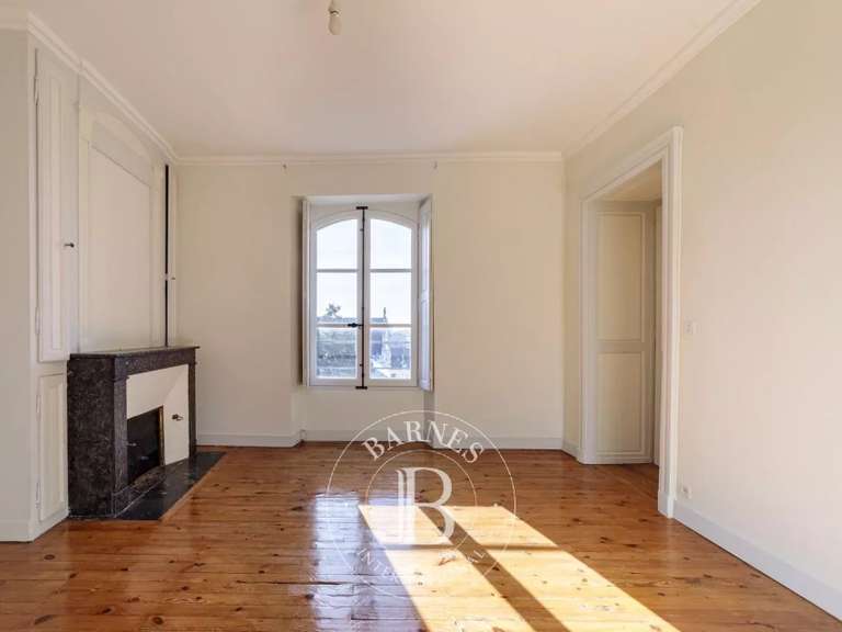 Apartment Nantes - 4 bedrooms - 264m²