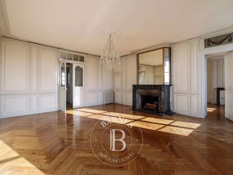 Apartment Nantes - 4 bedrooms - 264m²