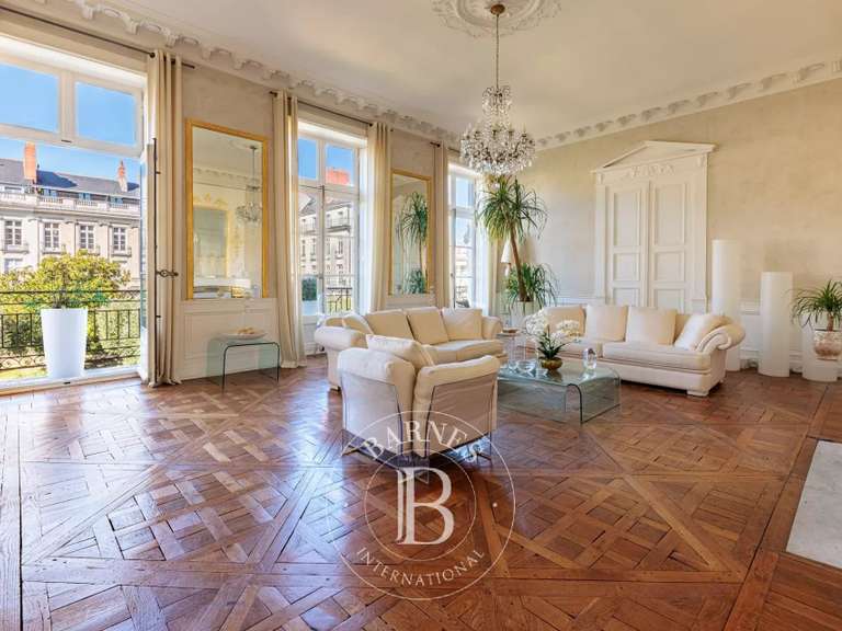 Appartement Nantes - 3 chambres - 227m²