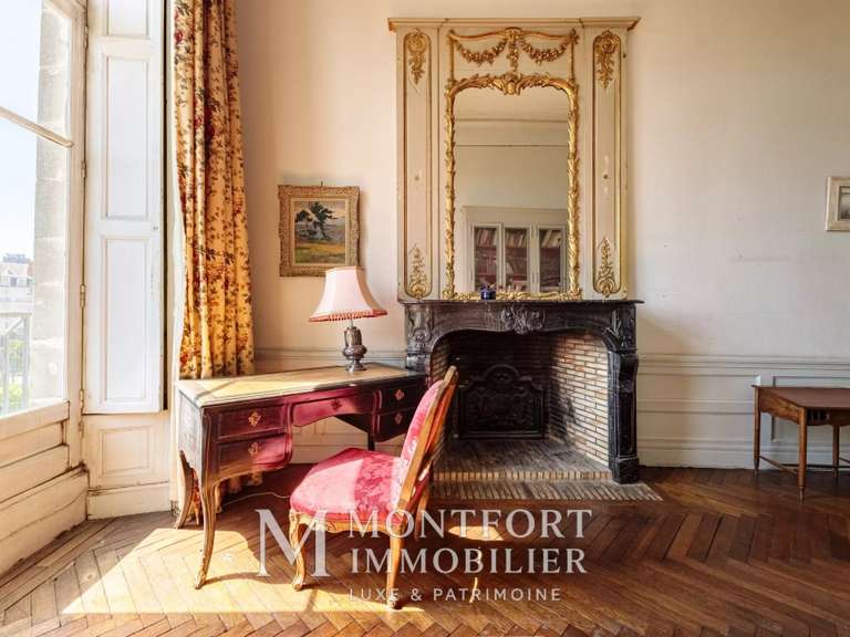 Appartement Nantes - 4 chambres - 247m²