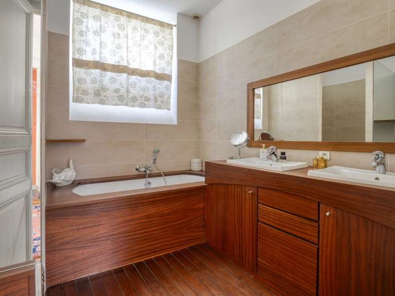 Appartement Nantes - 3 chambres - 231m²