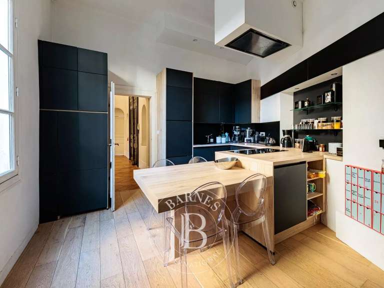 Apartment Nantes - 5 bedrooms - 246m²