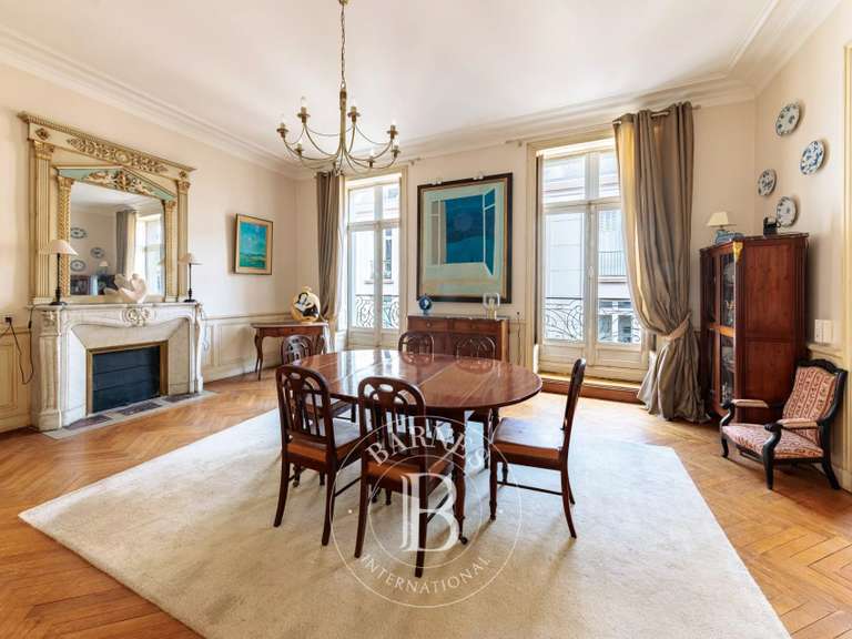 Appartement Nantes - 4 chambres - 203m²