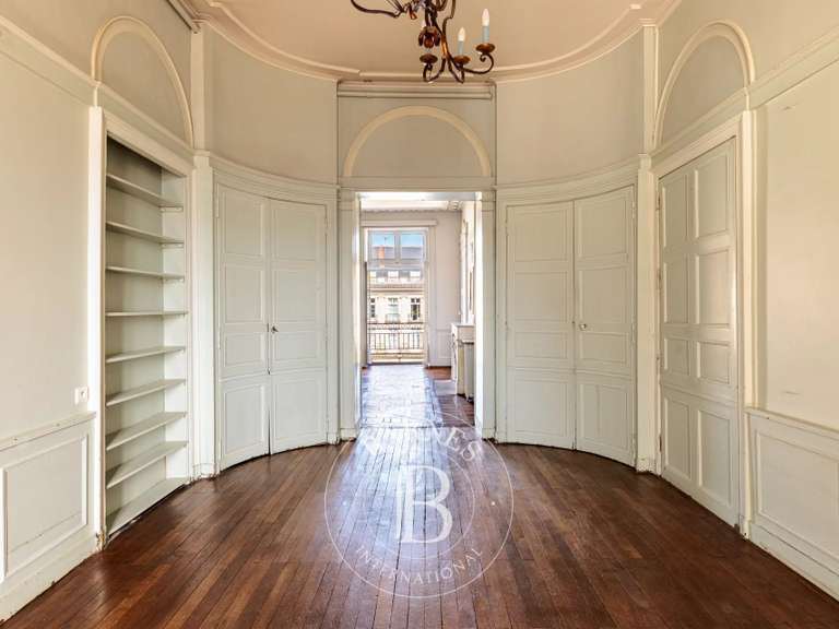Apartment Nantes - 5 bedrooms - 202m²