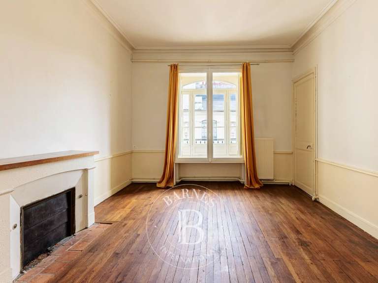Apartment Nantes - 5 bedrooms - 202m²