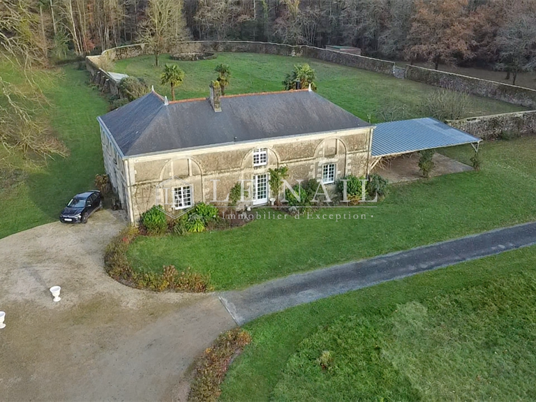 Château Nantes - 9 chambres - 1000m²